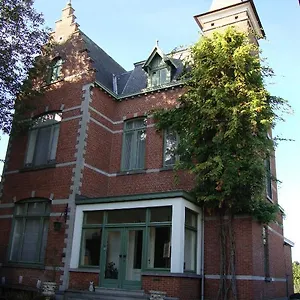 Fine Fleur Bed & Breakfast